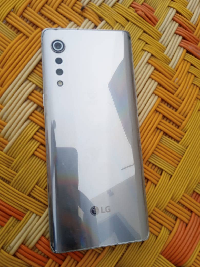 LG velvet 5g 128gb 4