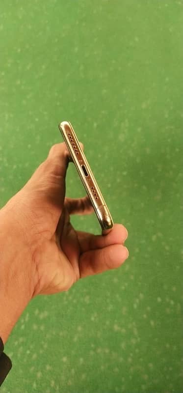 iPhone XS Max non pta 64 GB GLASS Break butt all working 3