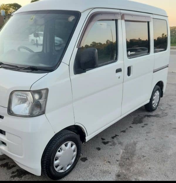 Daihatsu Hijet 2010/15 5