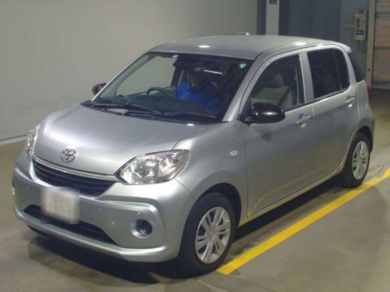 Toyota passo Xs pakage 0