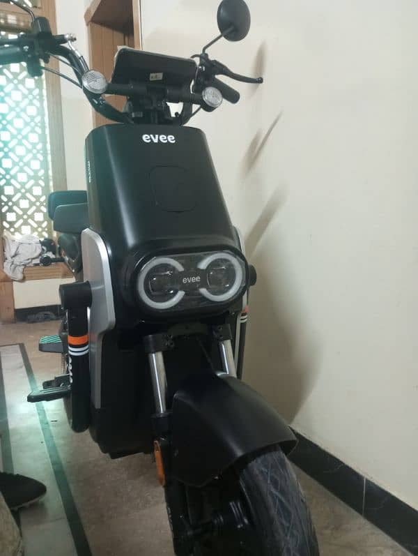 evee mito scooter for sale full new condition 4