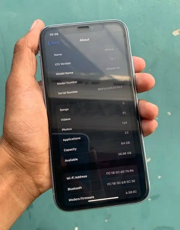 Iphone XR/64gb jv/exchange possible 11