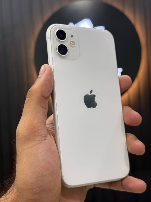 iphone 11 128gb dual physical pta approved with box 1