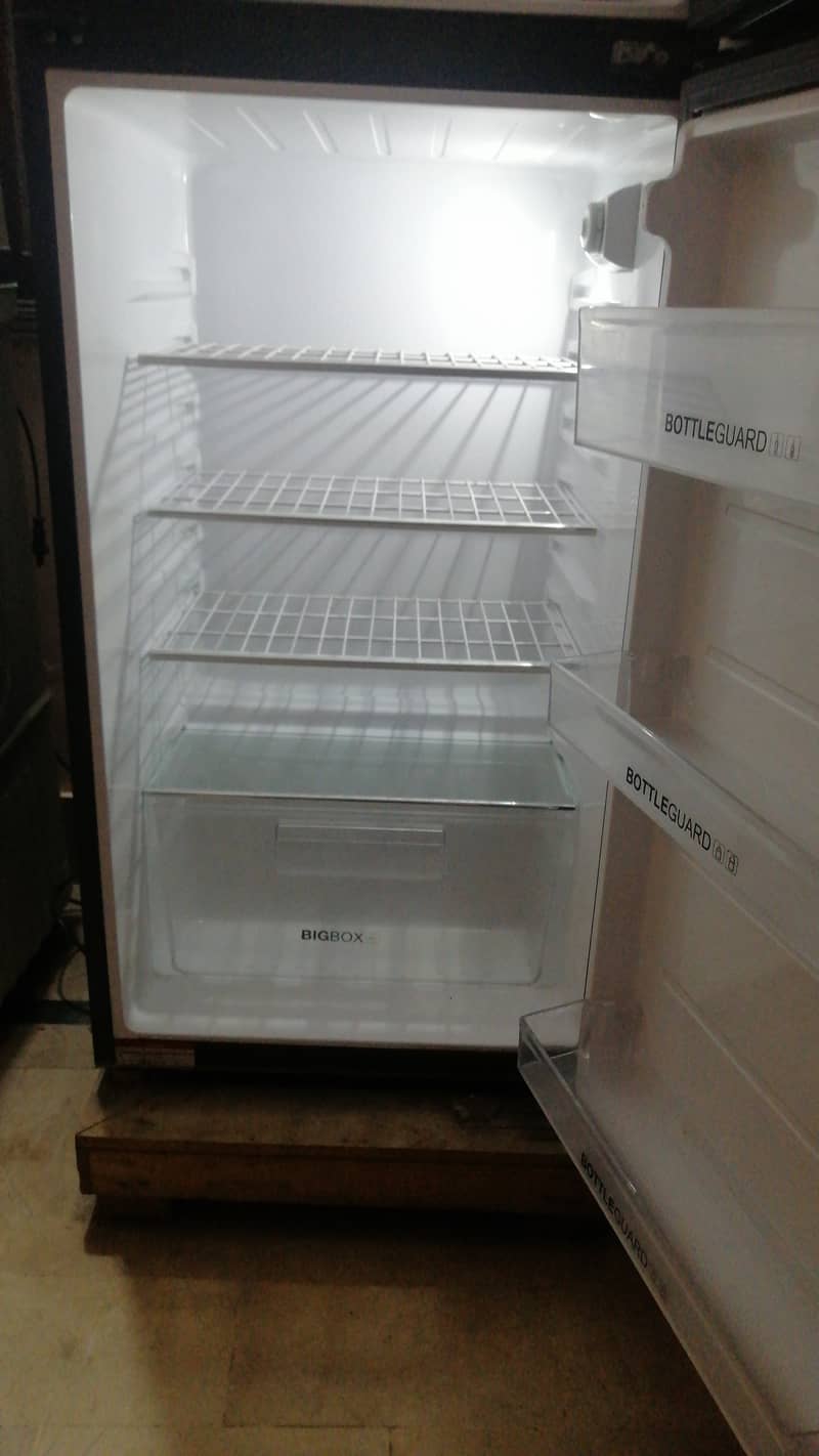 haier hrf 276 refrigerator for sale 2