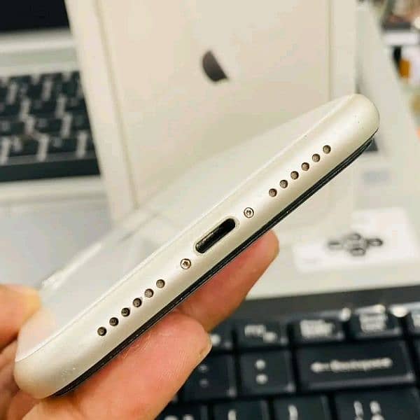 Apple iPhone 11 for sale 03193220625 1