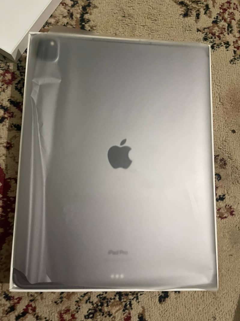 IPAD PRO 6TH GENERATION 12.9 m2 INCH Wi-Fi + Cellular USA import 11