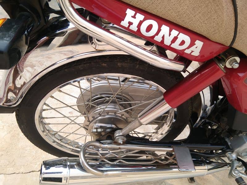 Honda CD 70   03006375076 4