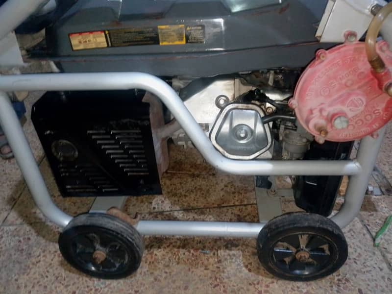 5 KVA Hyundai generator good condition location peshawar city 0