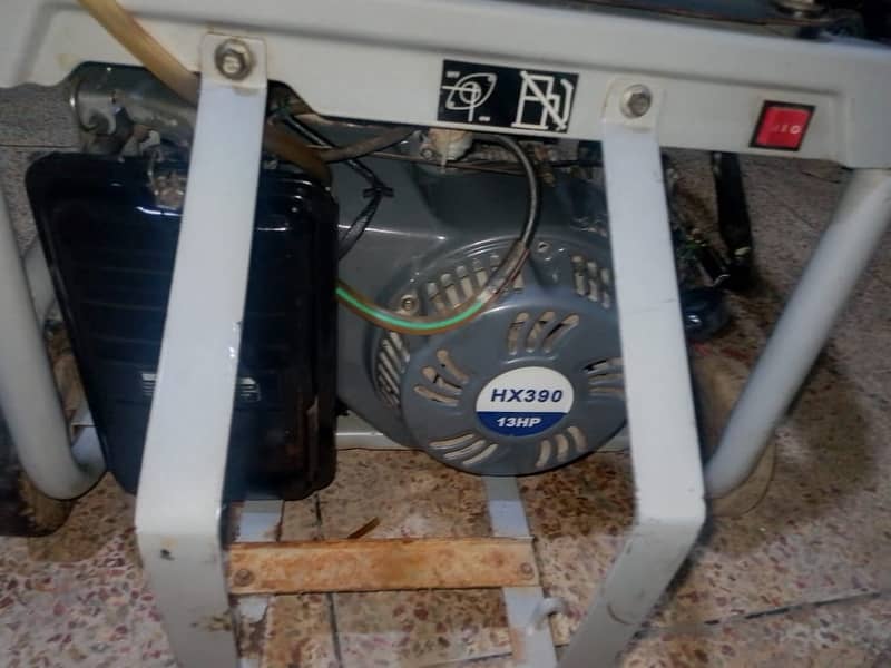 5 KVA Hyundai generator good condition location peshawar city 4