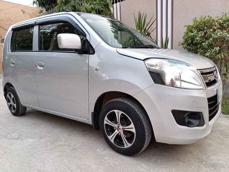 Suzuki Wagon R vxl 2017 total original car 9