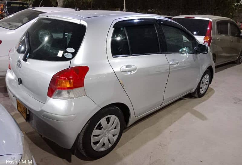 Toyota Vitz 2010 3