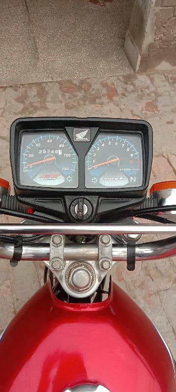 Honda 125 2022 model 03091676016 contact number 10