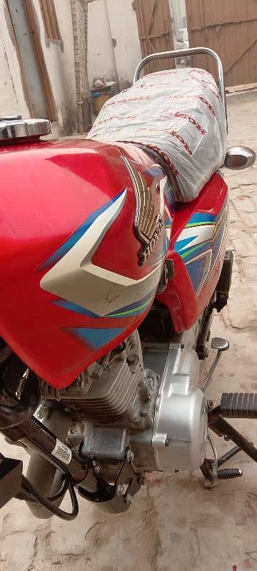 Honda 125 2022 model 03091676016 contact number 13