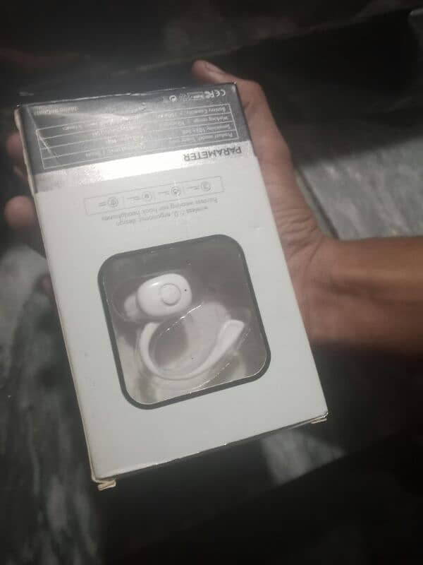 bluetooth earpiece 0