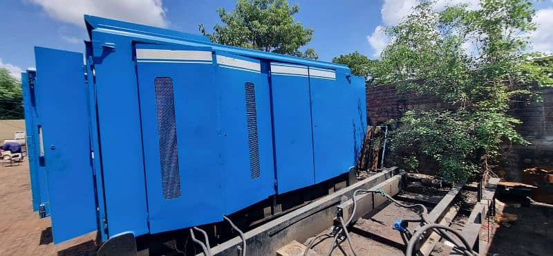 350 Kva Perkin Generator. 3