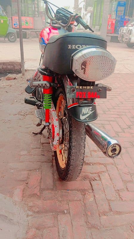 Honda full ok ha koi masala ni ha 03107454440 WhatsApp ya call 0