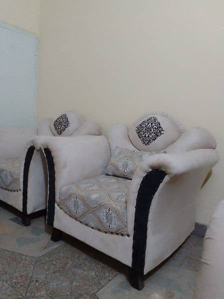 5 seater  sofa set 0