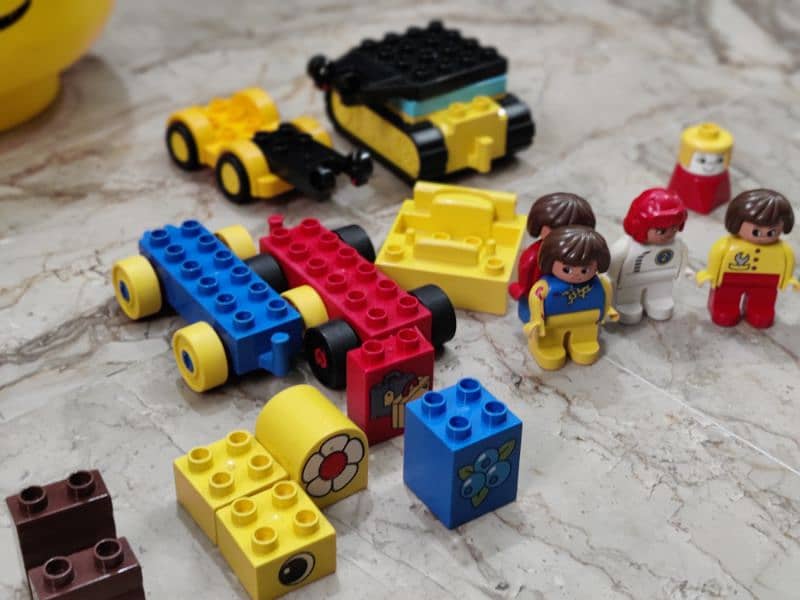 Original Lego Duplo Blocks Cars, Figures and Storage Box 2