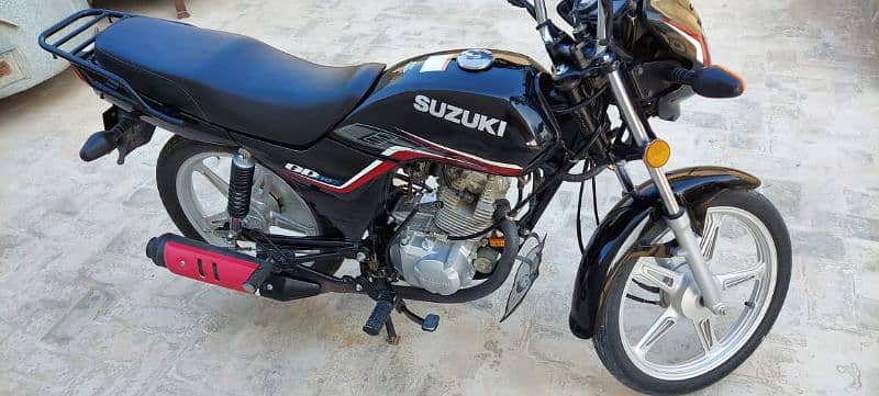 Suzuki GD 110s motorcycle for sale 0341 071 9205 Whatsapp 0