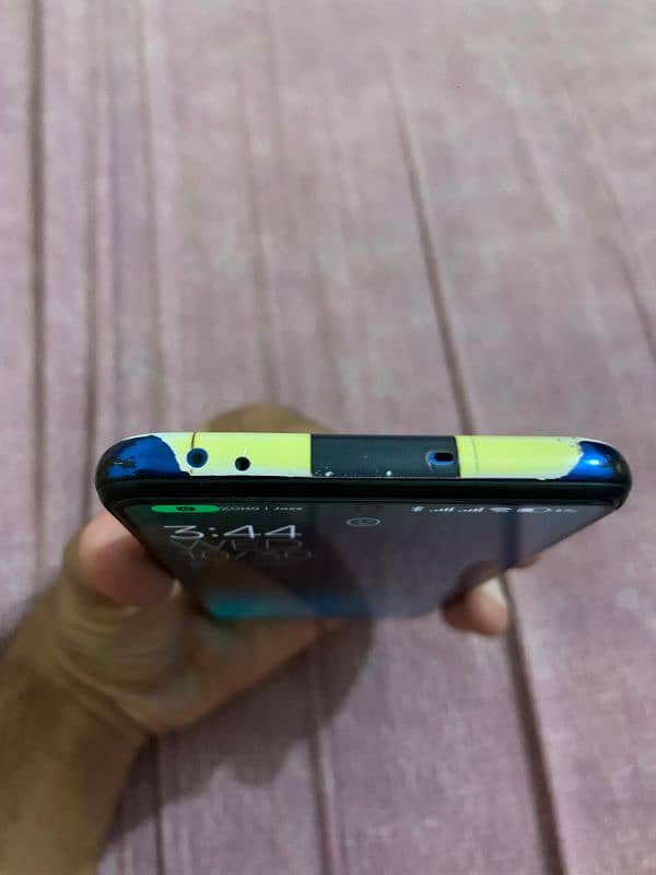 poco X3 pro 6/128 condtion 8/10 only corner scratches 4