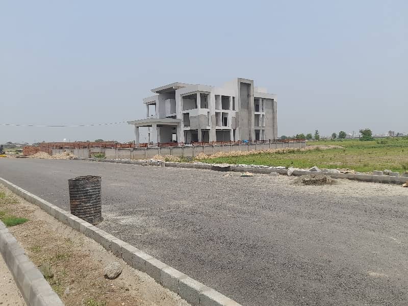 10 Marla Green Plot For Sale In Wapda City 15