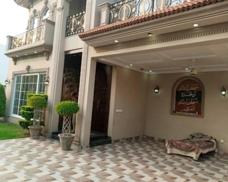 1 Kanal Beautiful Bungalow for Rent in DHA Phase 6 | 7