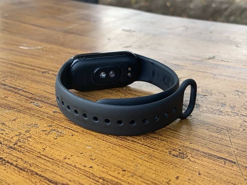 Xiaomi Mi smart band 8 watch 1