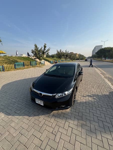 Honda Civic VTi 2013 1