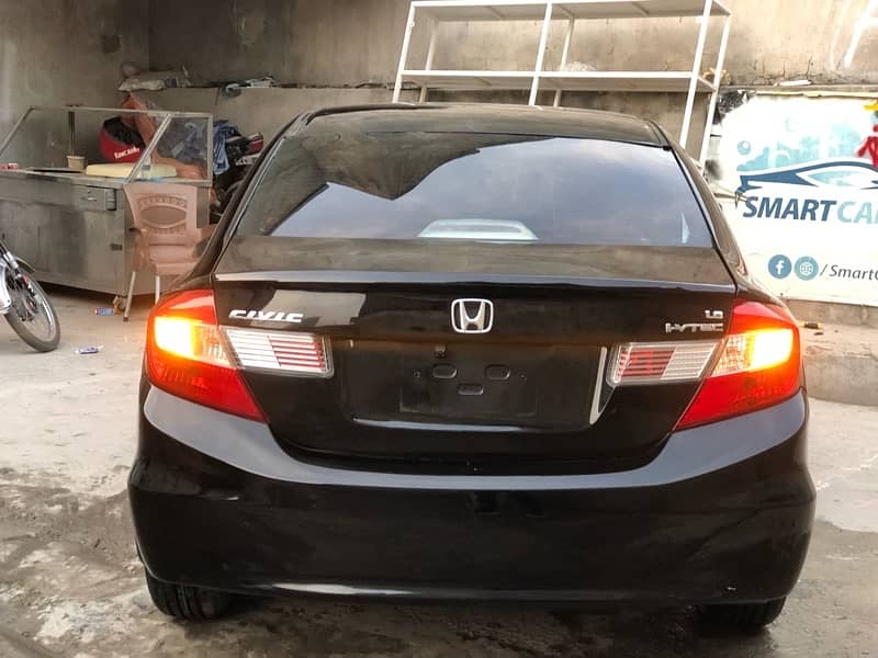 Honda Civic VTi 2013 6