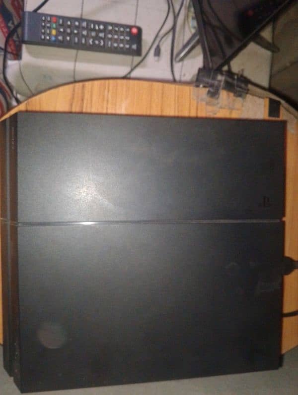 PS4 Good condition (1TB) 1