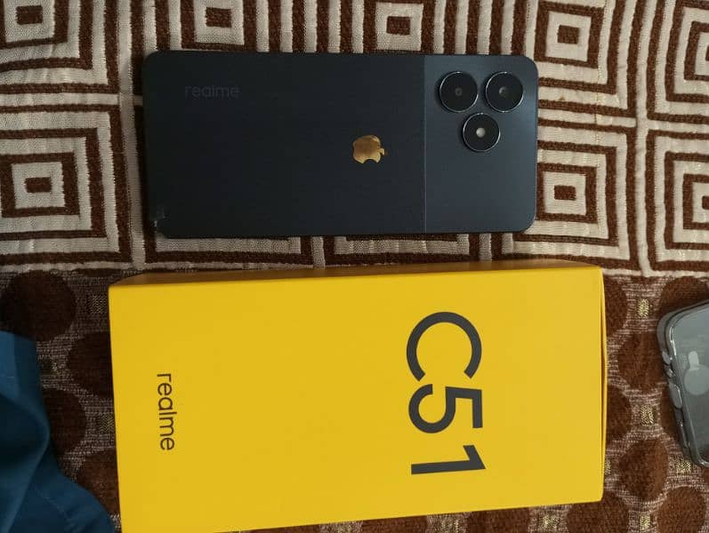 Realme C35 1