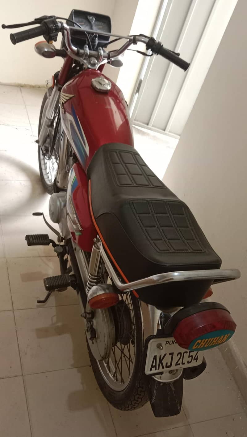 *Honda CG 125 Model 2022* 8