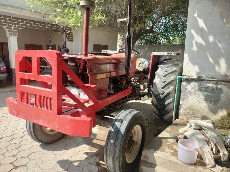 Fiat 640 tractor 4