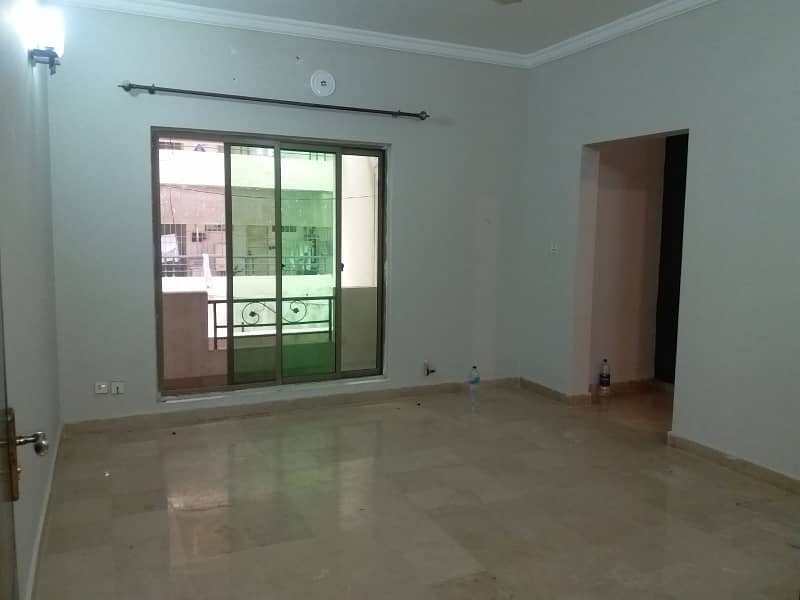 F-11 Markaz Beautiful 1 Bedroom Apartment Available For Sale Investor Rate 5