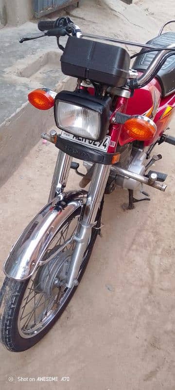 Honda 125 condition 10 by 9 ha document sare clear Hain 7