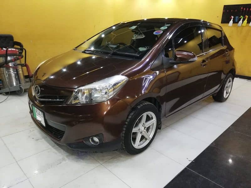 Toyota Vitz 2013 1