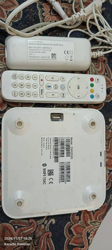 Etisalat Tv box Android version 9 6