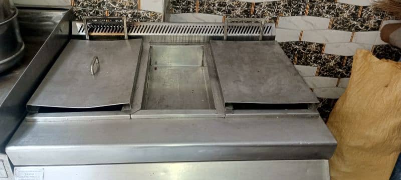 Hot plate and frier 1