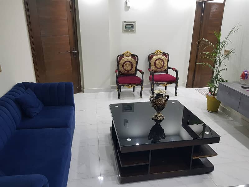 Vip furnished apartment daily basis for rent bahria town lahore 7