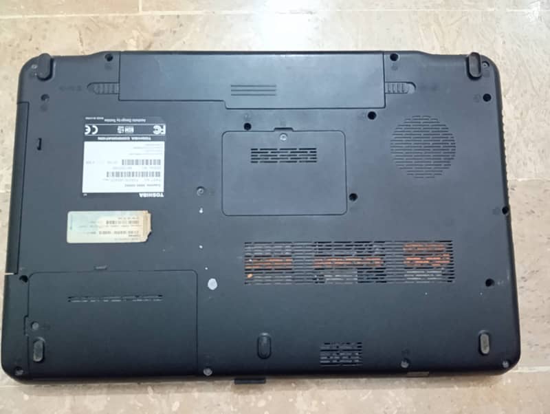 Toshiba Satellite A665,core i7,QuadCore(1st generation)1gb Nvidia GPU 2