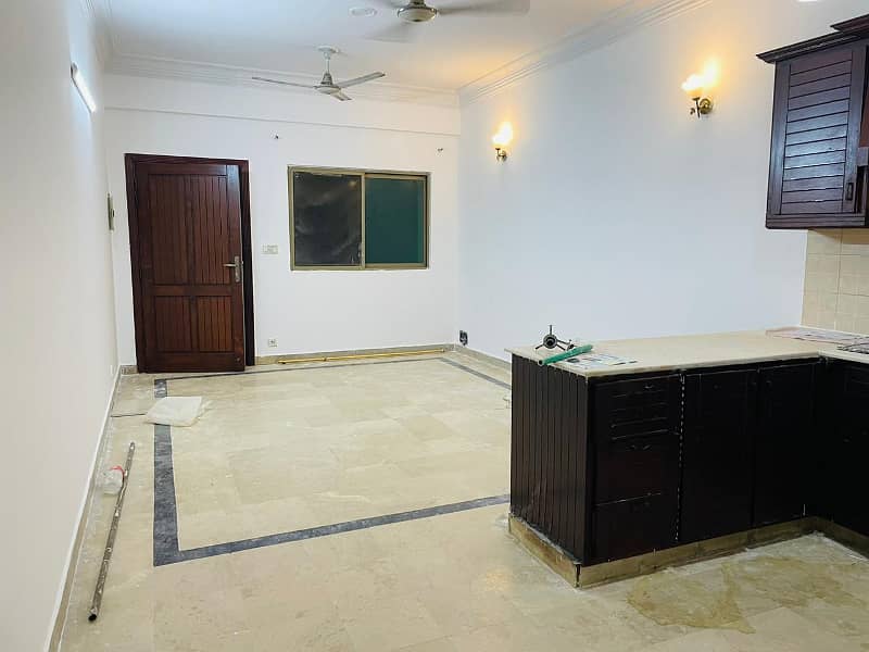 F-11 Markaz 1 Bedroom 1 Bath Tv Lounge Kitchen Car Parking Apartment Available For Sale In Islamabad 3