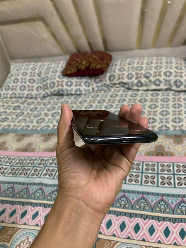 IPhone 11 Pro Max - 256 GB - Non PTA 2