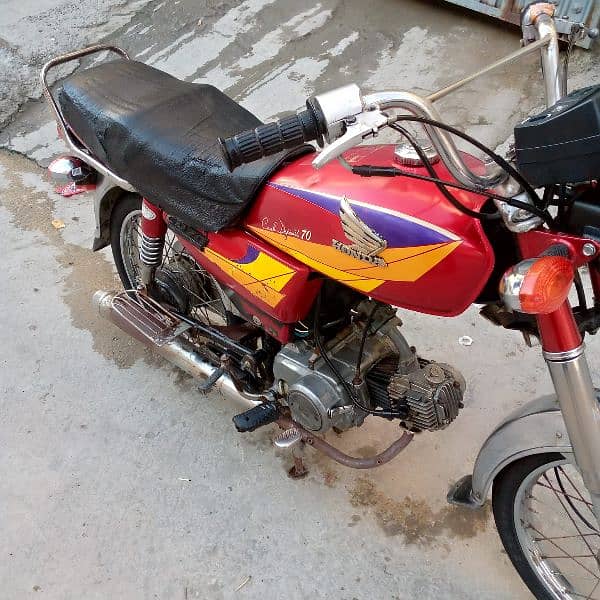 Honda CD 70 9