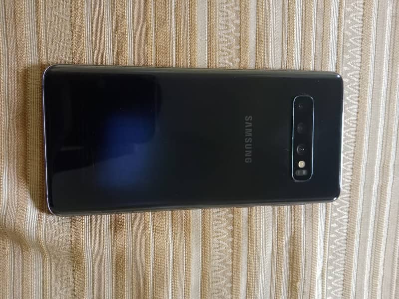 samsung s10 8/128gb body condition 10/10 with box official pta approve 0