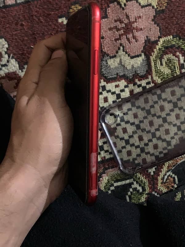 iphone xr read description 4