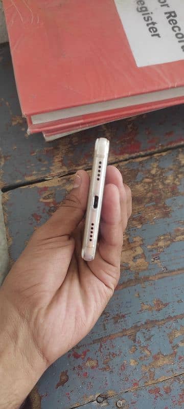 Huawei G9   3 / 16 PTA approved  condition good 2