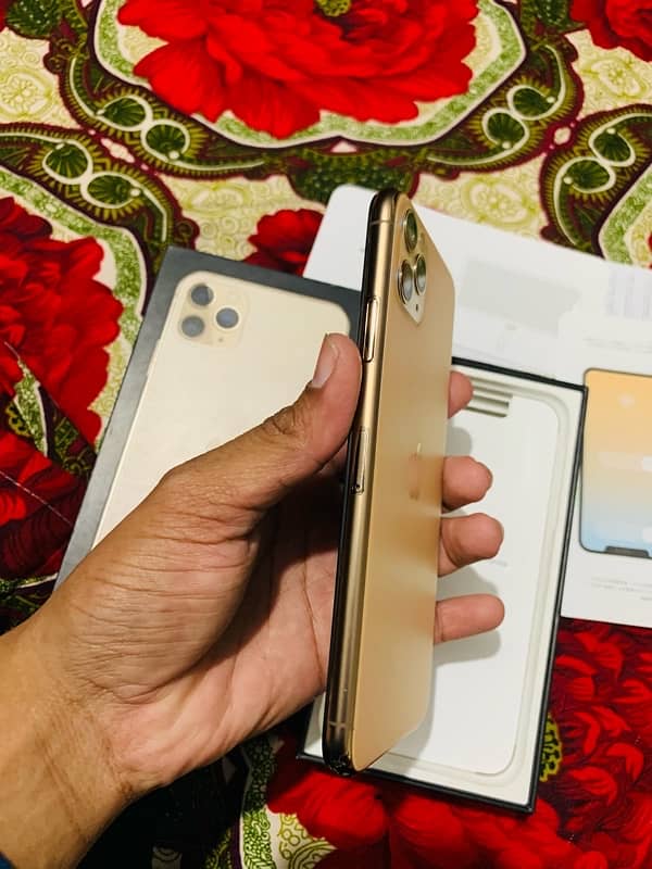 iphone 11 pro max 64gb pta dual approved 0