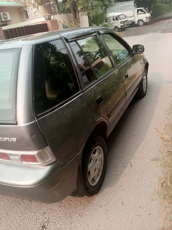 Suzuki Cultus VXR 2012 10