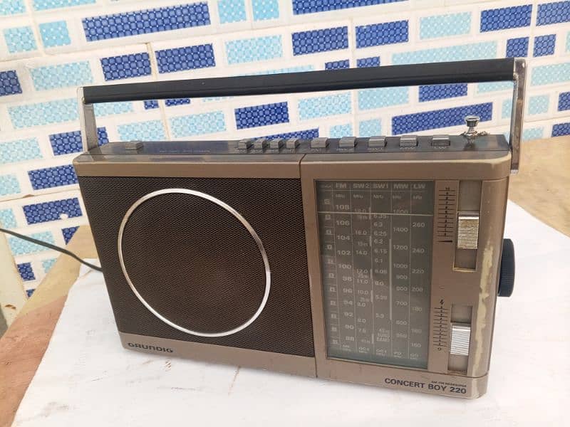 Radio Grundig 5 band 0