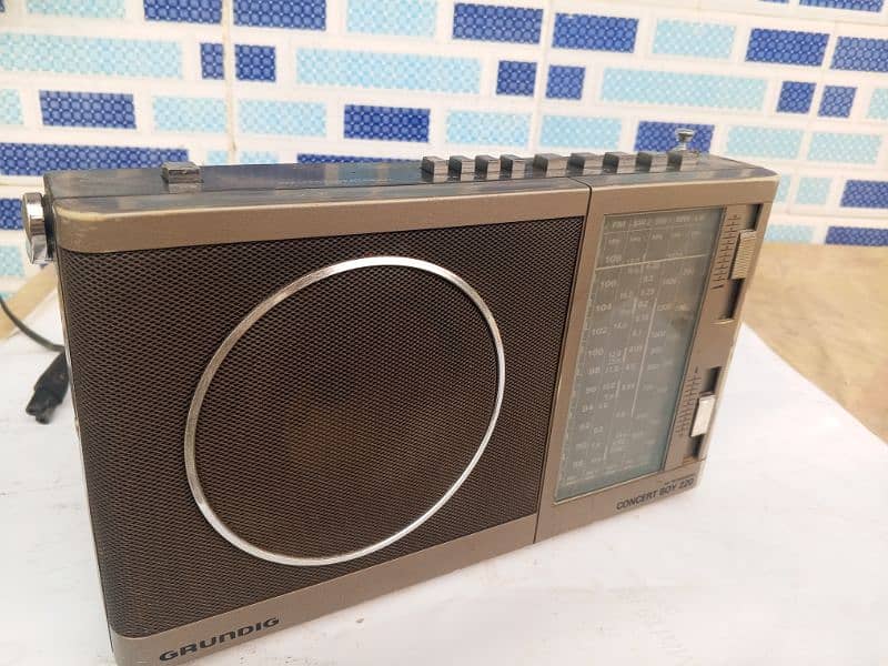 Radio Grundig 5 band 14